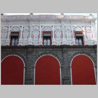 Antigua Portería del convento de Santo Domingo en Puebla, foto Gusvel, Wikipedia.JPG